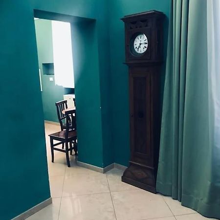 44 Appartamento Nel Centro Di Roma Via Nazionale Εξωτερικό φωτογραφία